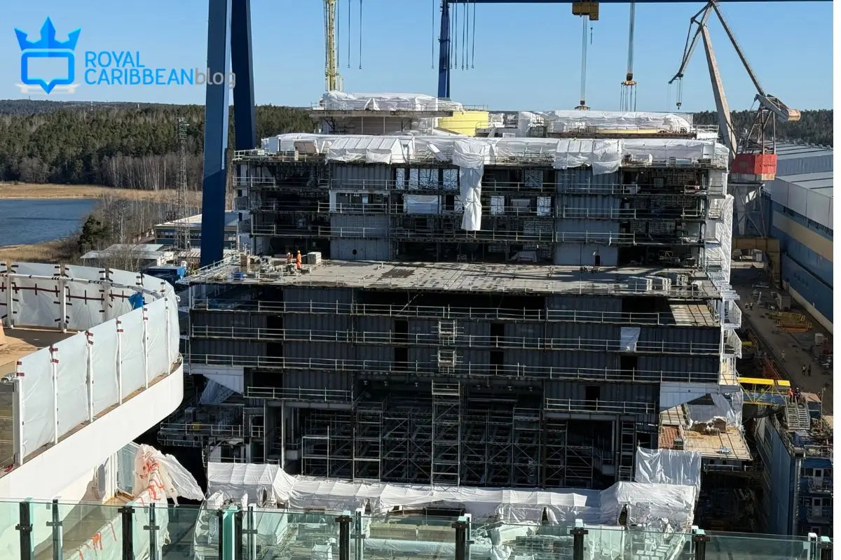 Hero of the Seas construction