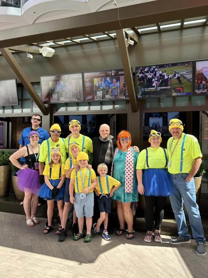 Walter Terry, Theme Night