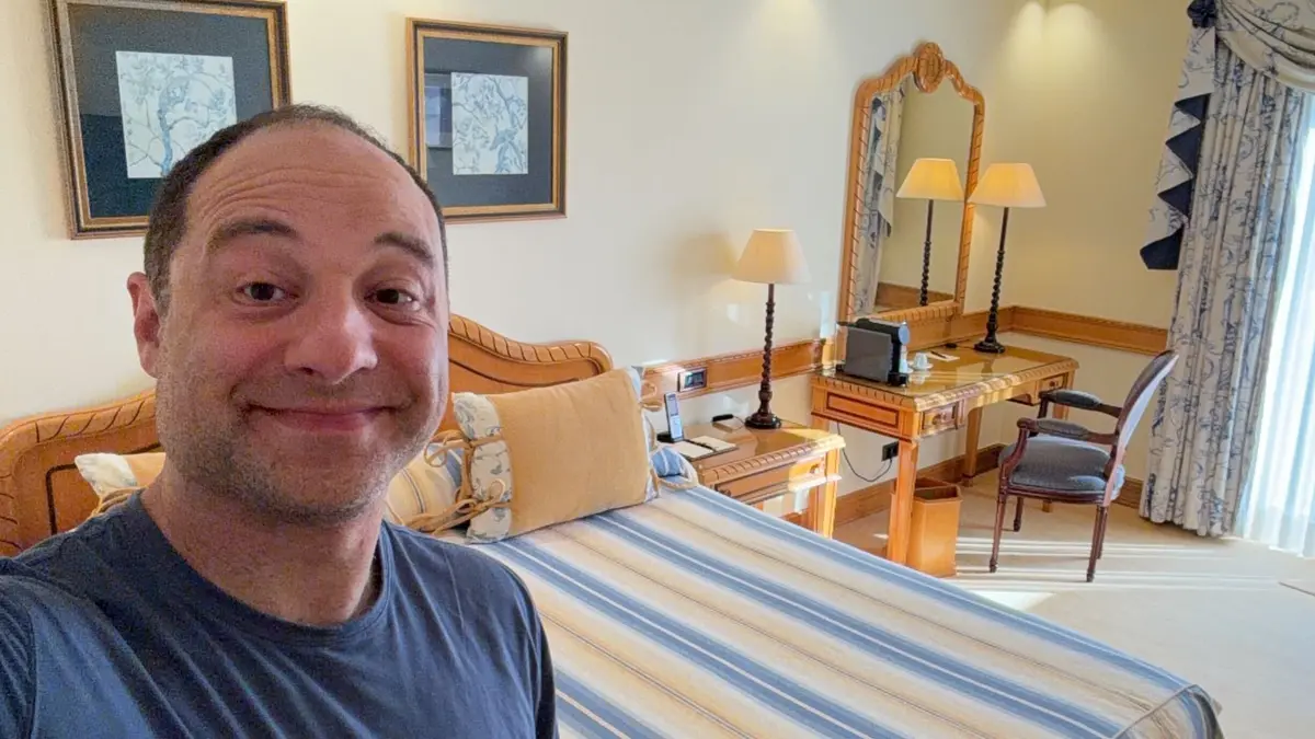 Matt in his hotel room