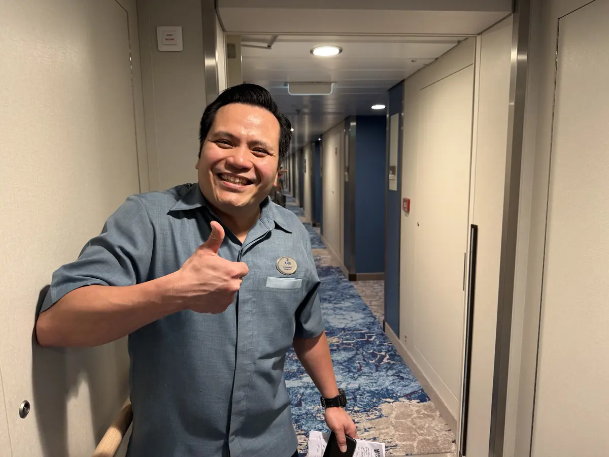 Cabin attendant