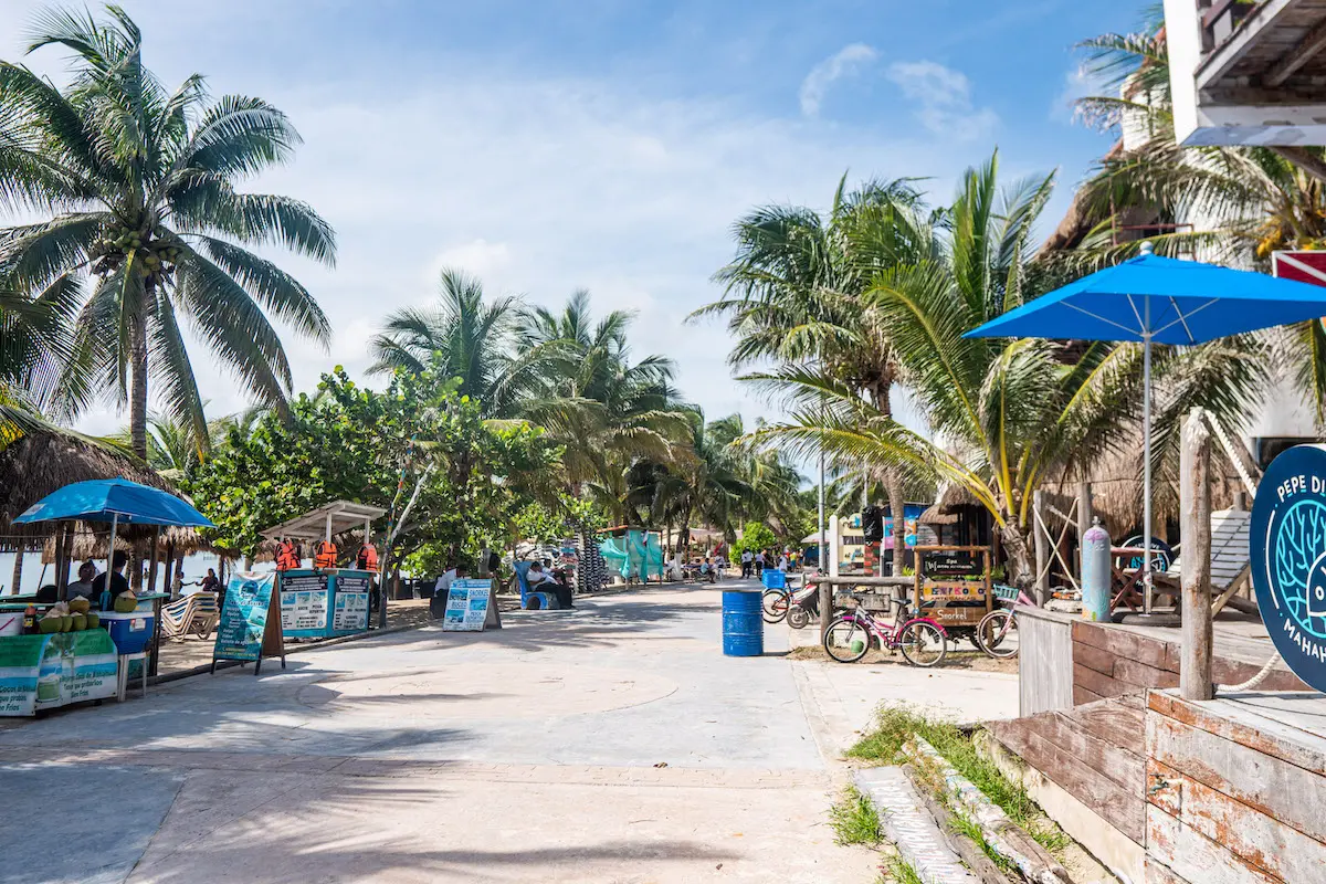 Street in Mahaual