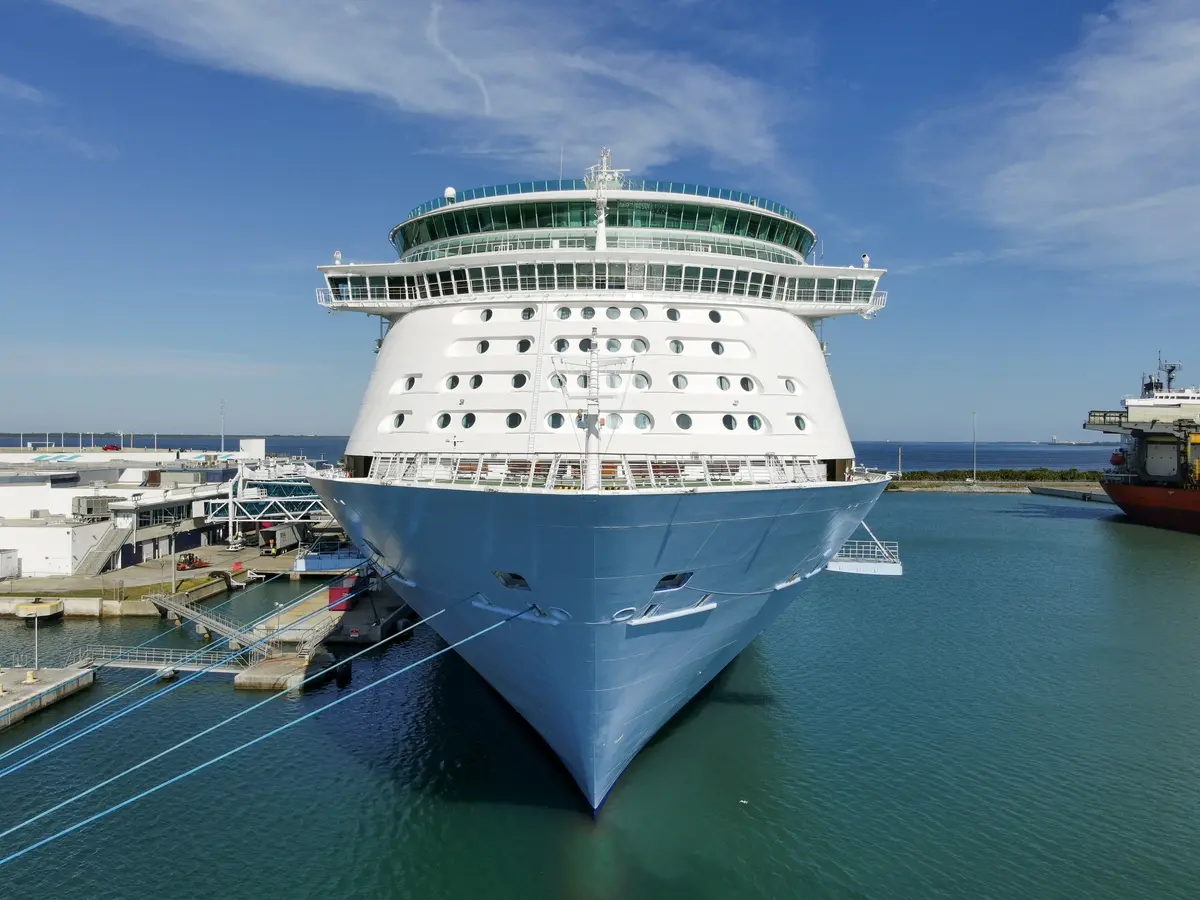Bow of Voyager of the Seas