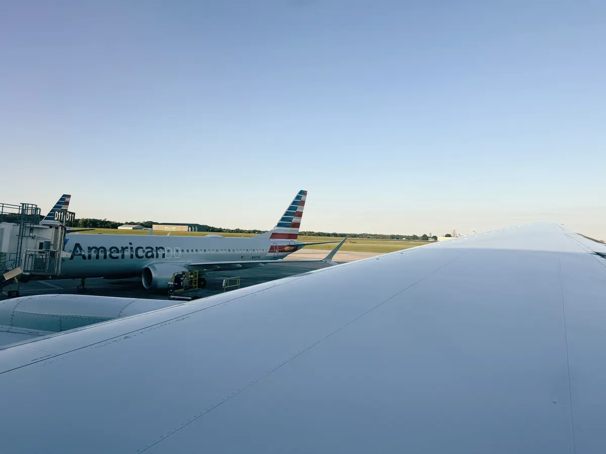 American Airlines plane