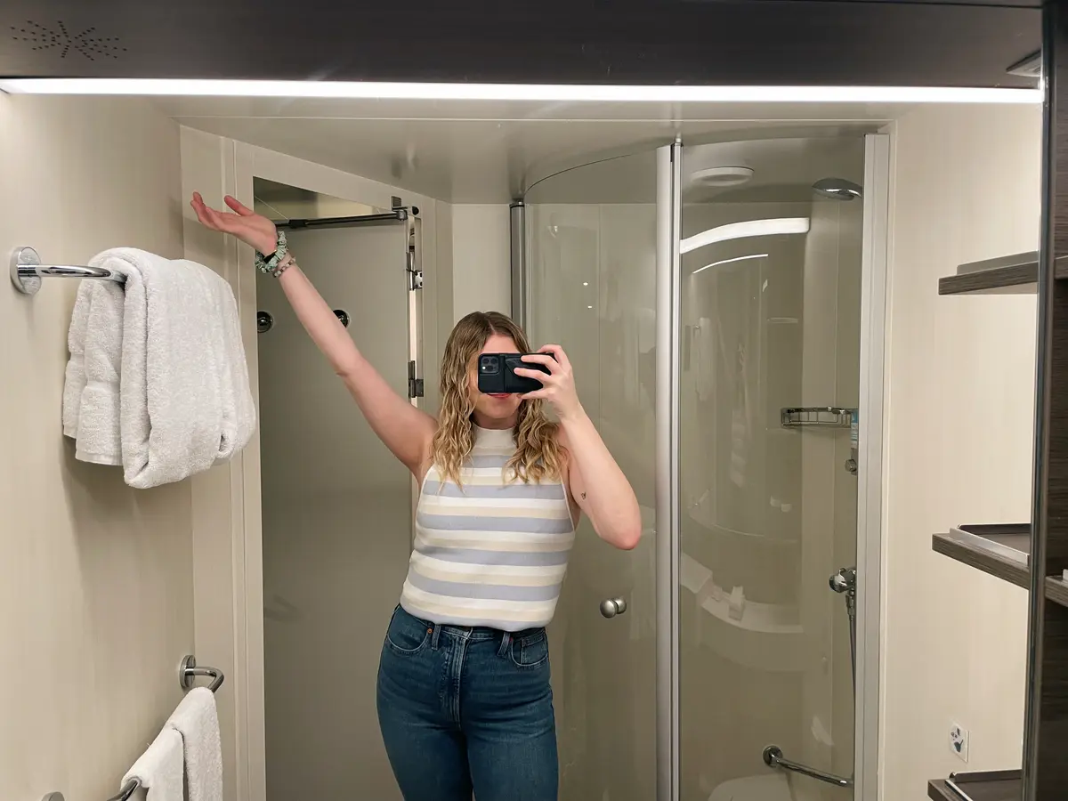 Elizabeth solo on Symphony of the Seas