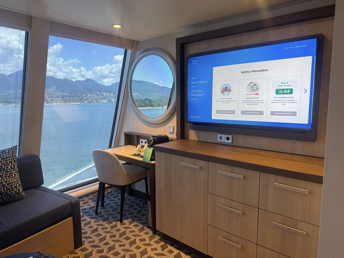Ultra Spacious Ocean View Room