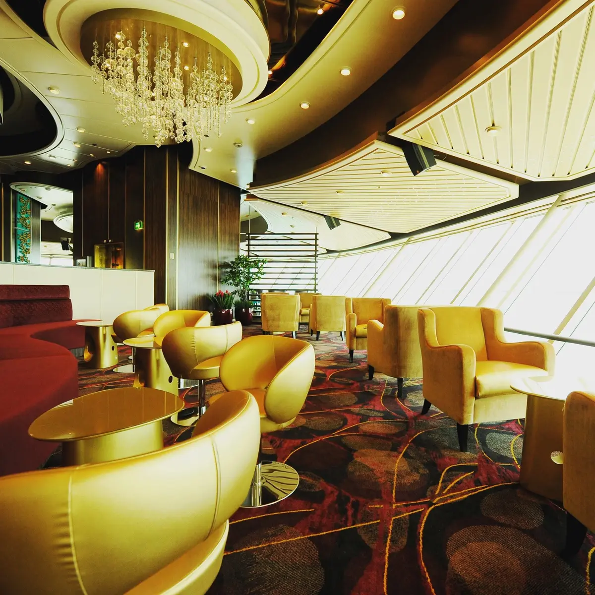 Viking Crown Lounge