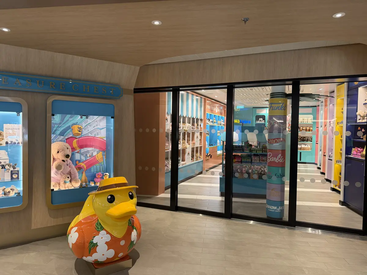 Shop on Promenade