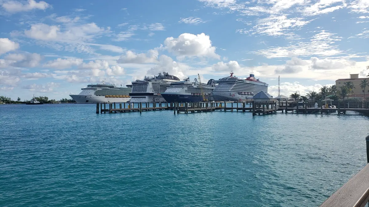 Ships in Nassau
