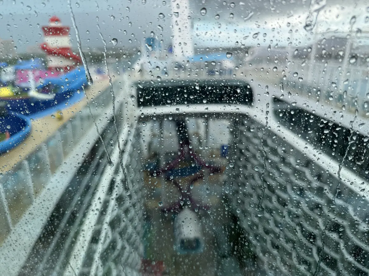 Rain on Utopia of the Seas