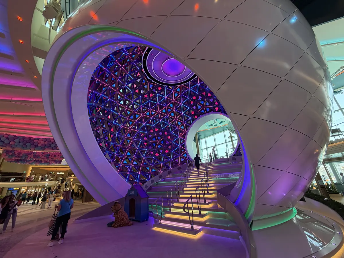 Pearl on Legend of the Seas