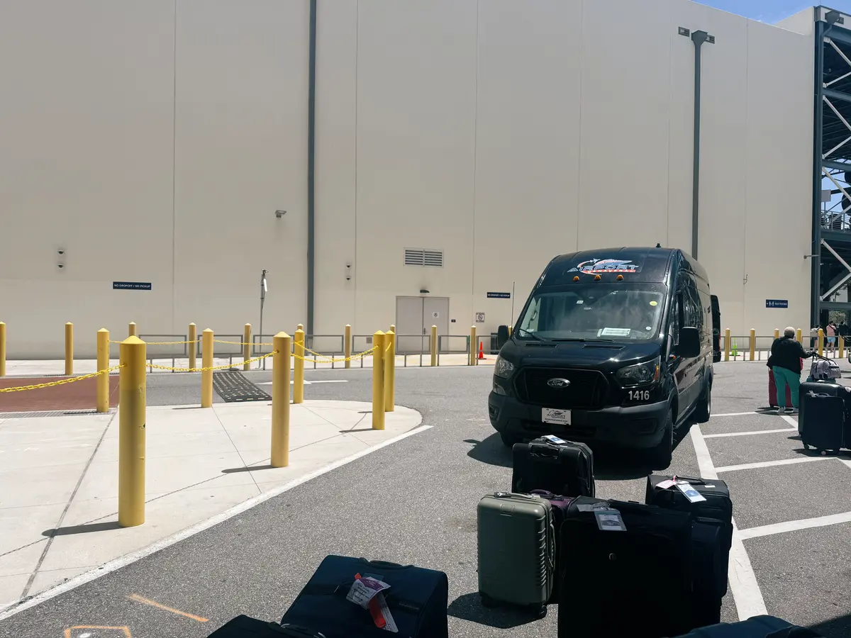 Airport Canaveral Shuttle