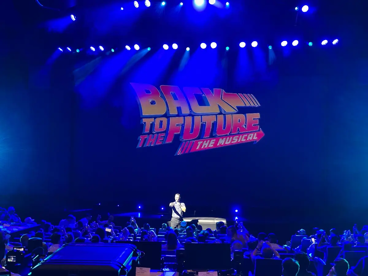 BTTF-Musical-Star-1