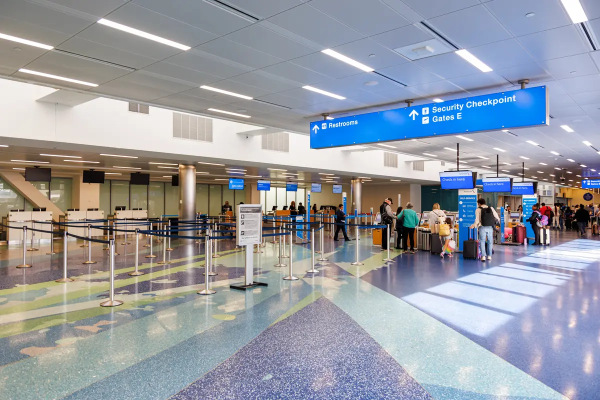 FLL-Airport-Check-In