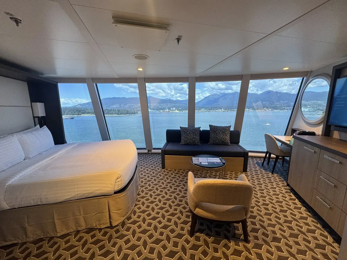 Ultra Spacious Ocean View Room