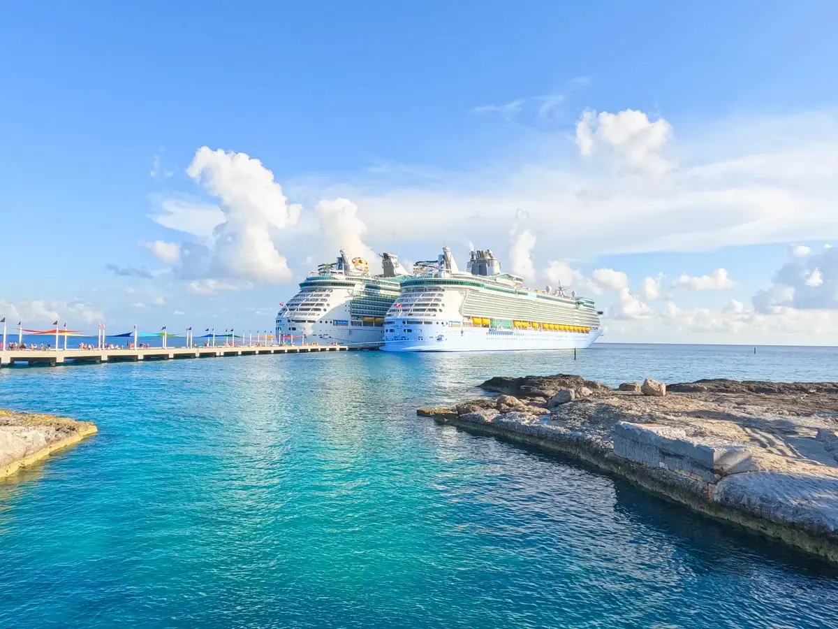 docked-cococay docked-cococay