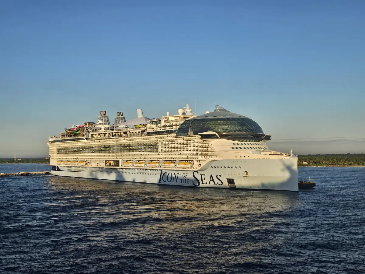 Icon of the Seas in Roatan
