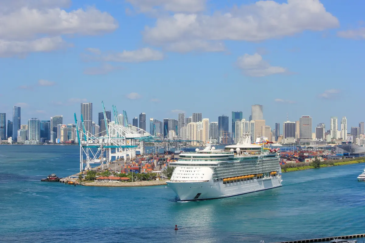 Navigator of the Seas sailing away from Miami