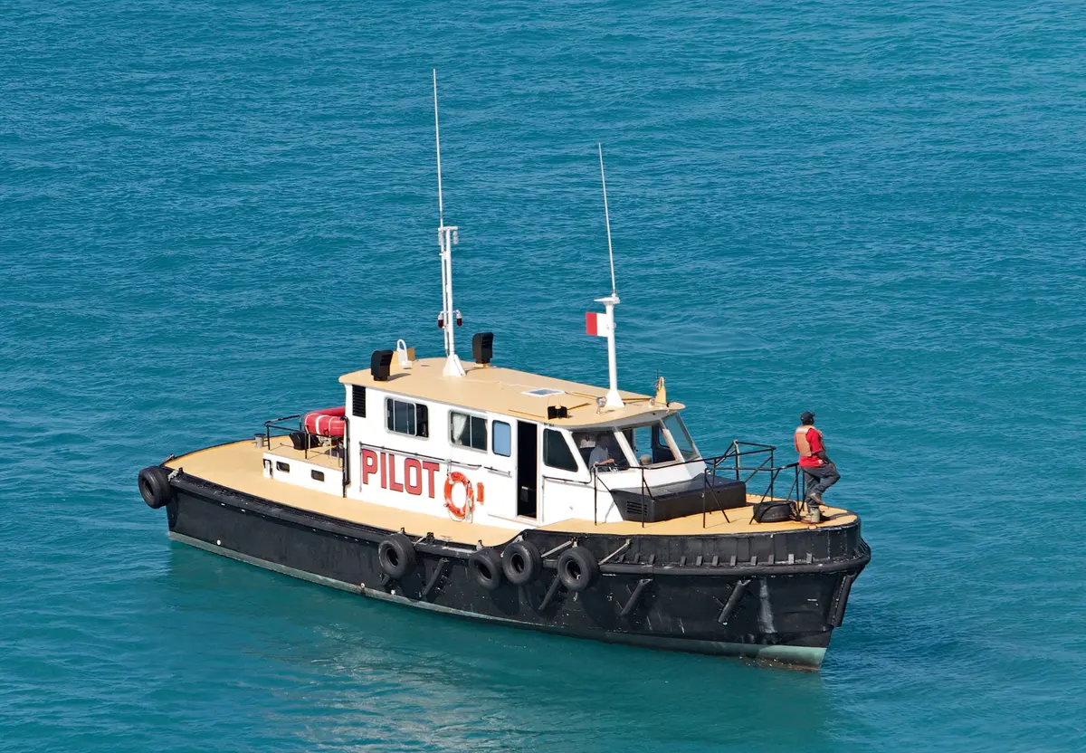 Pilot boat