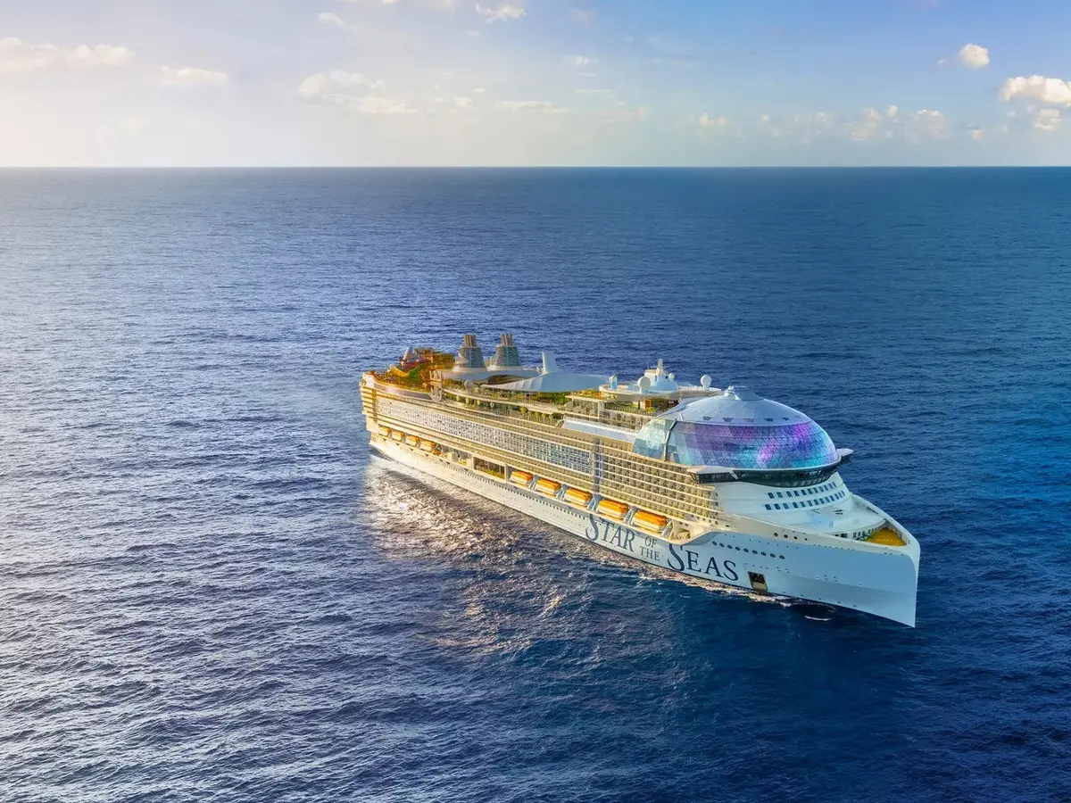 Star of the Seas at sea
