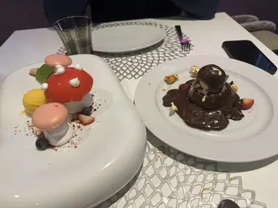 Wonderland-Desserts-Quantum