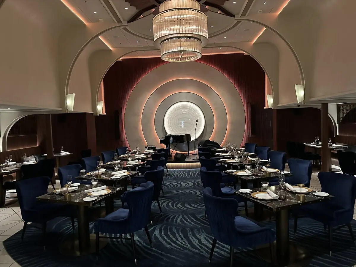 Empire Supper Club room