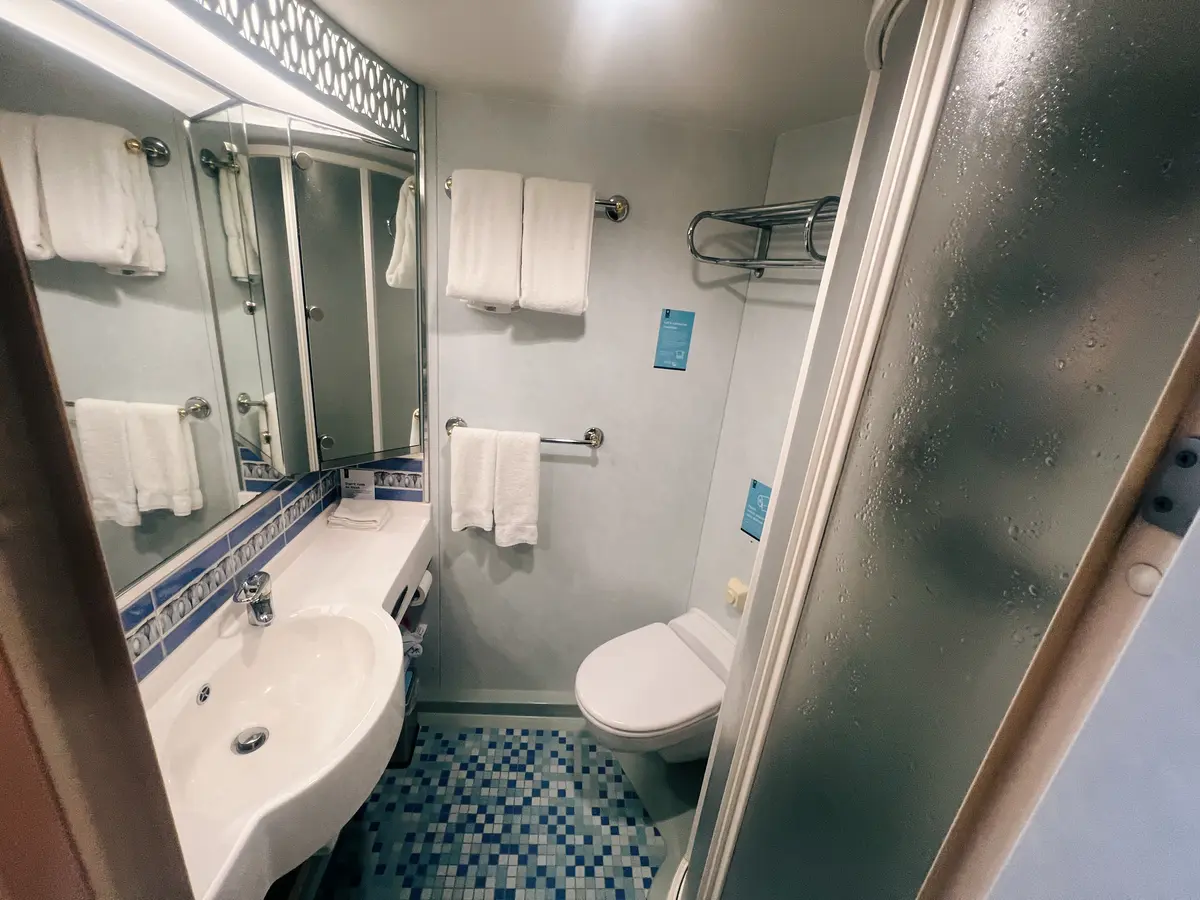 Voyager-Balcony-10-Bathroom Voyager-Balcony-10-Bathroom